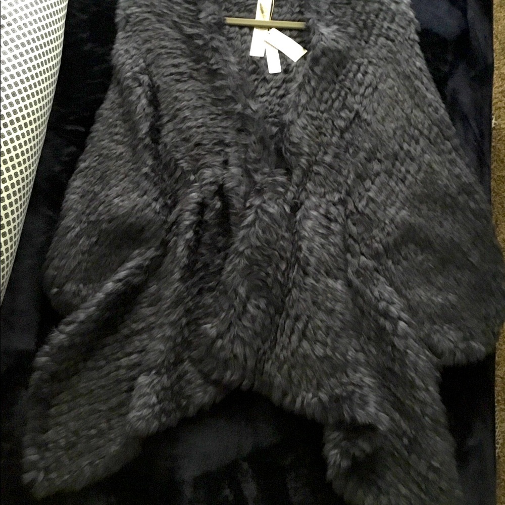 Faux Fur Hi-Lo Vest (Navy)